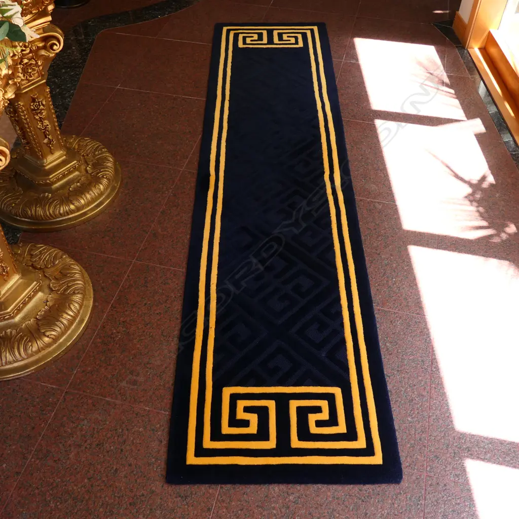 'Designer Rugs' hand tufted NZ wool runner Image 1++