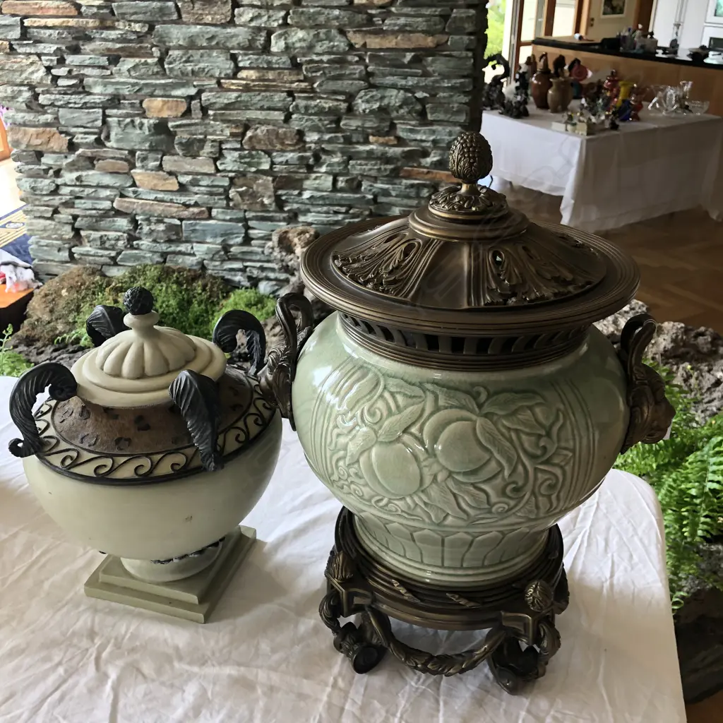 2 LIDDED POTS: 1 CHINESE CELADON WITH.... Image 1++