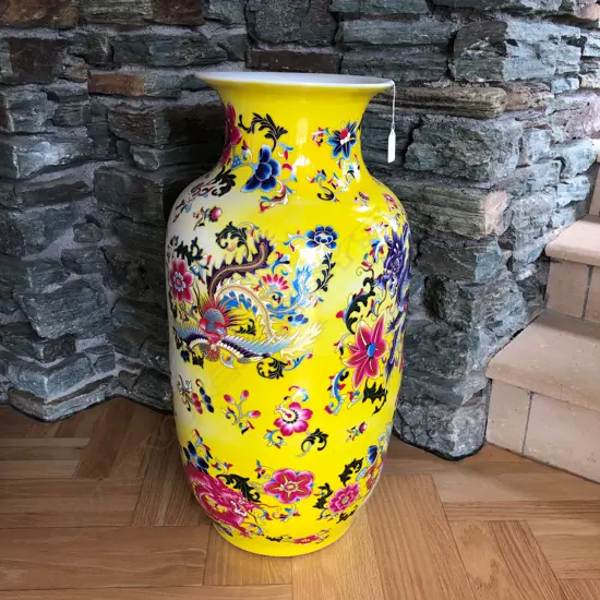 LGE CHINESE PORCELAIN URN YELLOW GROUND W DRAGON......