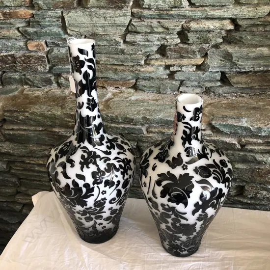 2 MODERN CHINESE 'RED VANILLA' CAMEO GLASS VASES...