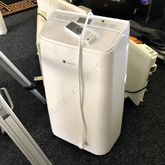 LEVANTE AIR CONDITION UNIT + REMOTE