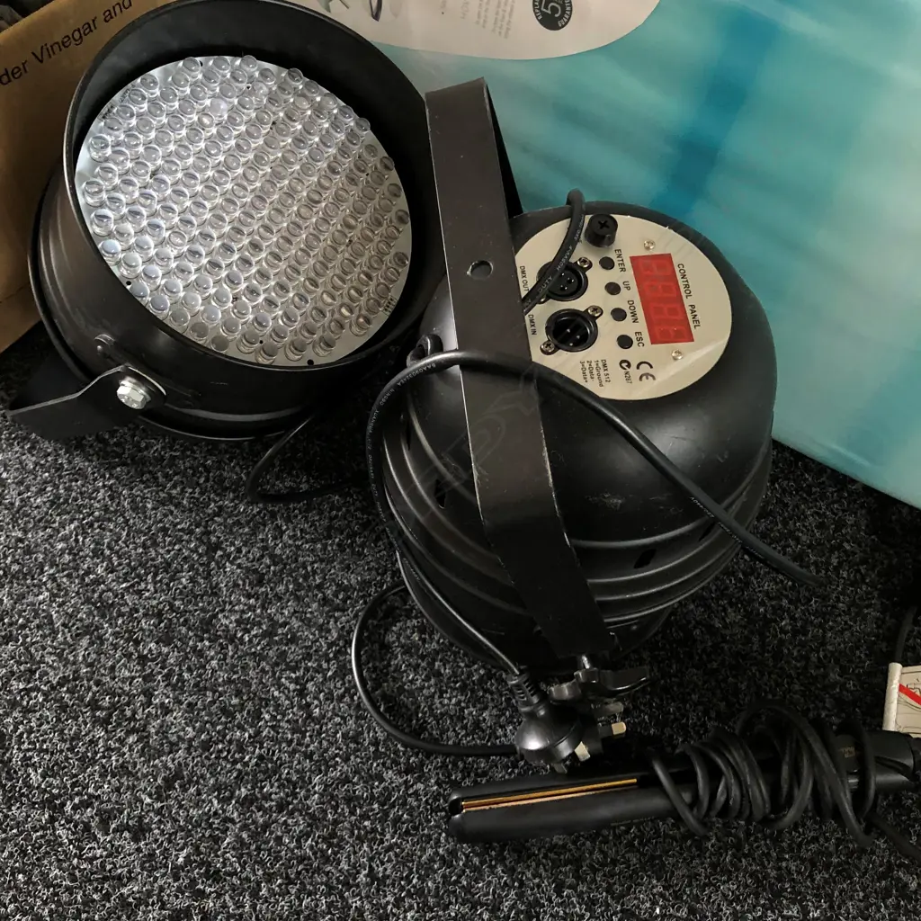 PR LGE PORTABLE LIGHTS + MORE.... Image 1++