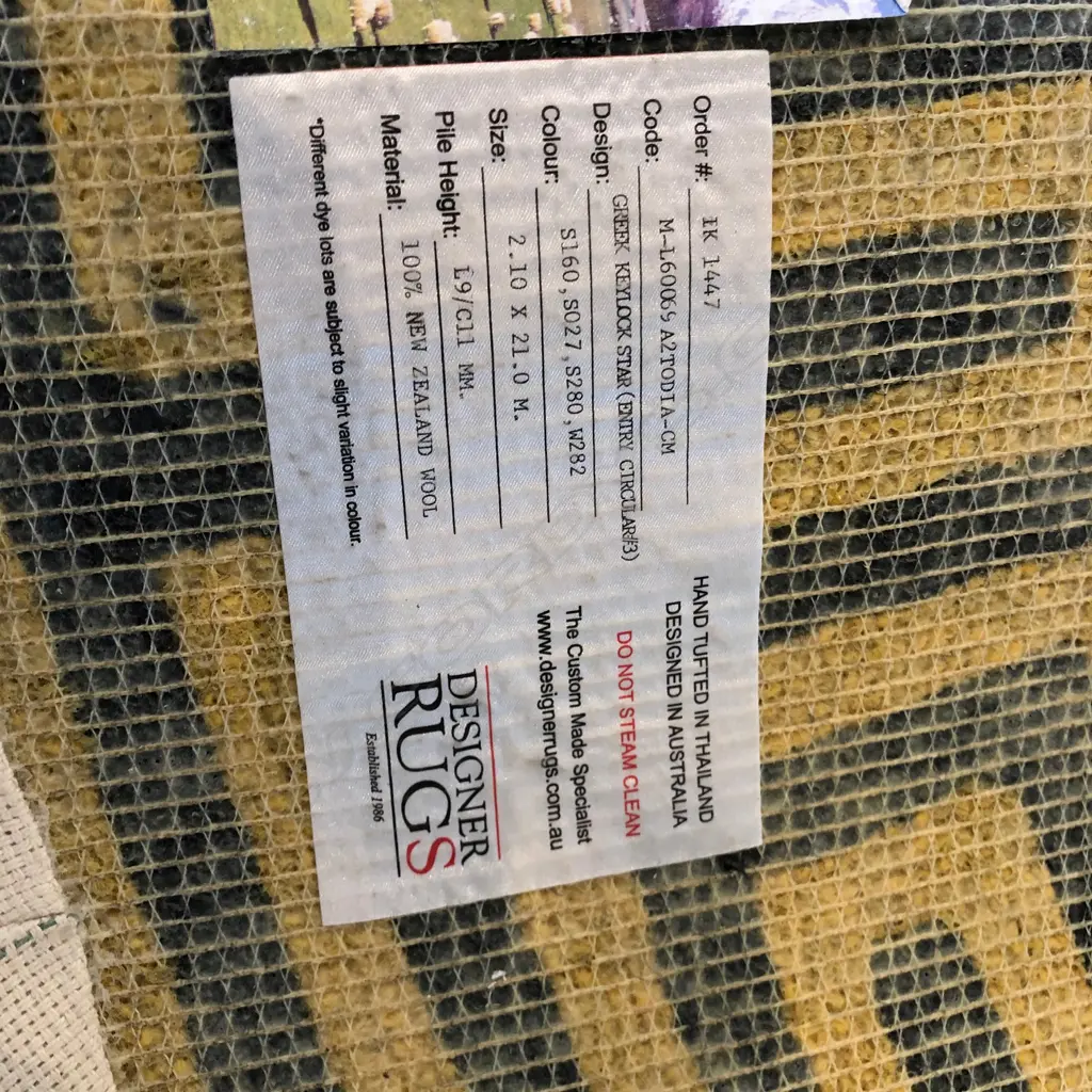 ROUND 'DESIGNER RUGS STARBURST RUG. NZ WOOL, DIA. 2100MM Image 1++