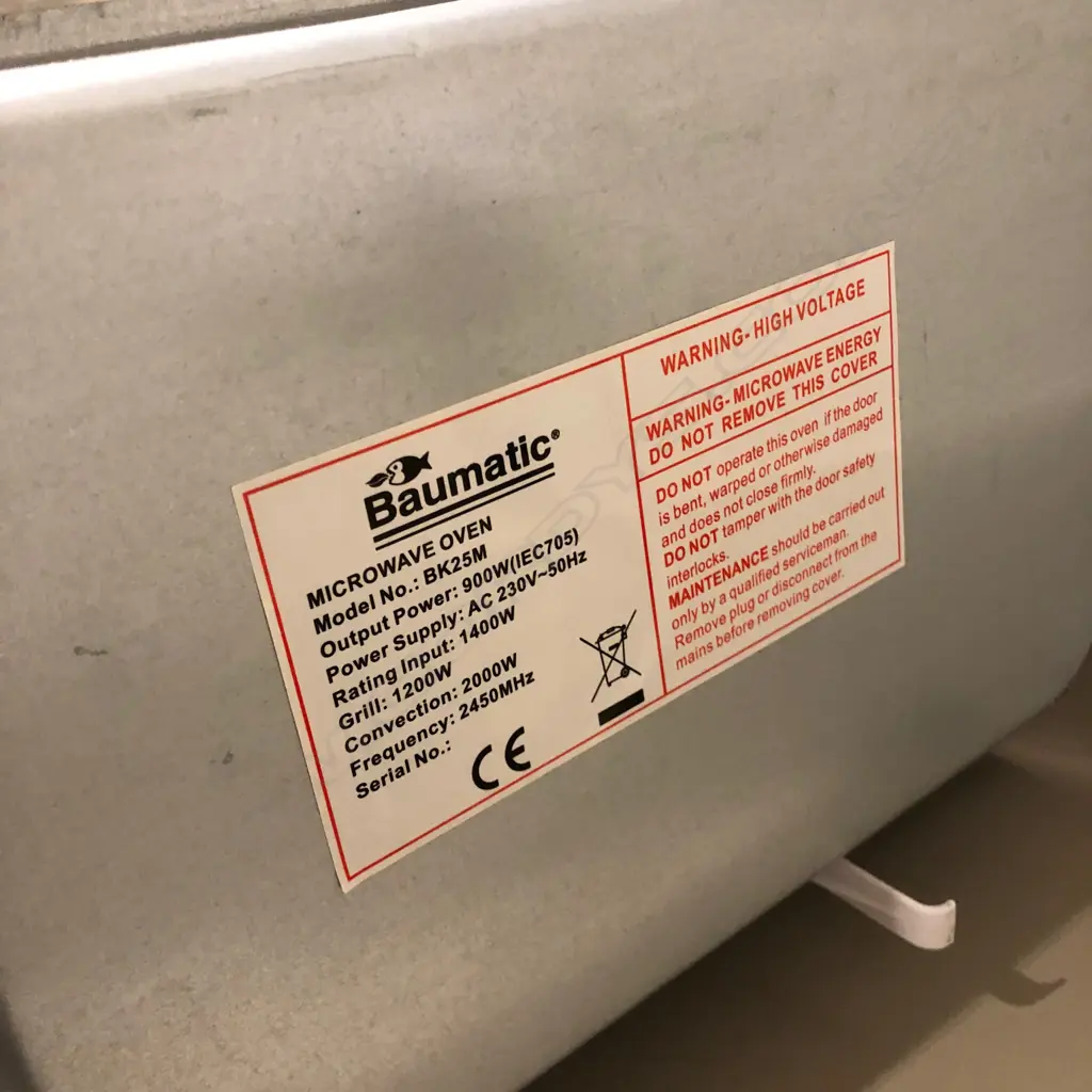BAUMATIC 'BK25M' MICROWAVE OVEN Image 1++