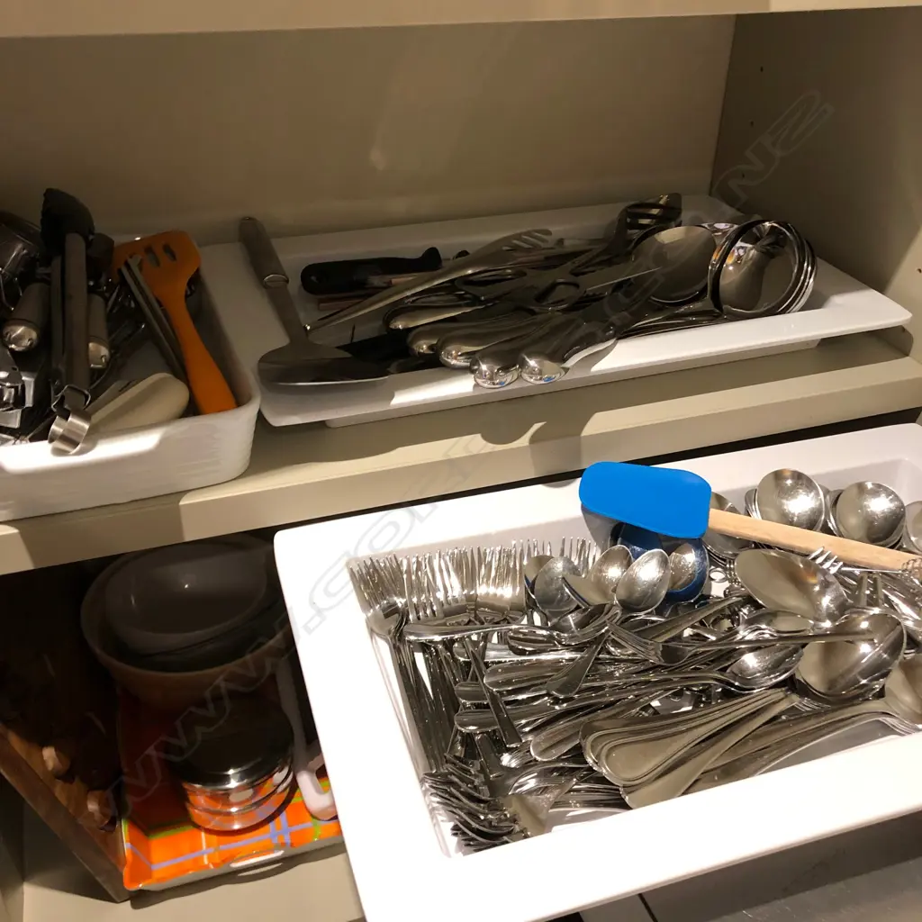 ALL KITCHEN UTENSILS CUTLERY& SMALL APPLIANCES... Image 1++