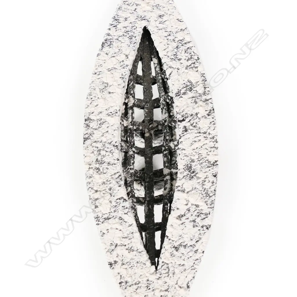 Peter Collis, Waka - white/black, Paper clay and Egyptian paste sculpture Image 1++