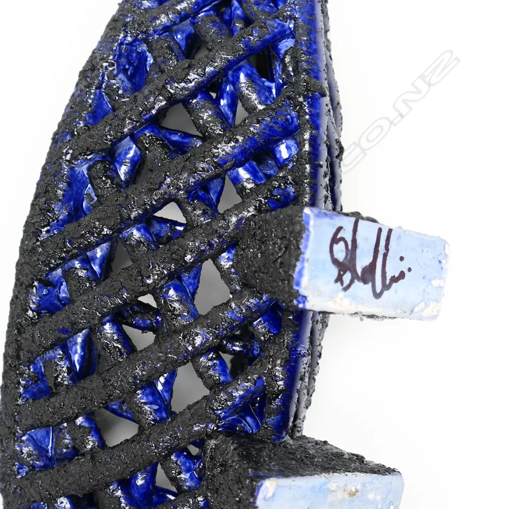 Peter Collis ‘Waka - blue/black’ Image 1++