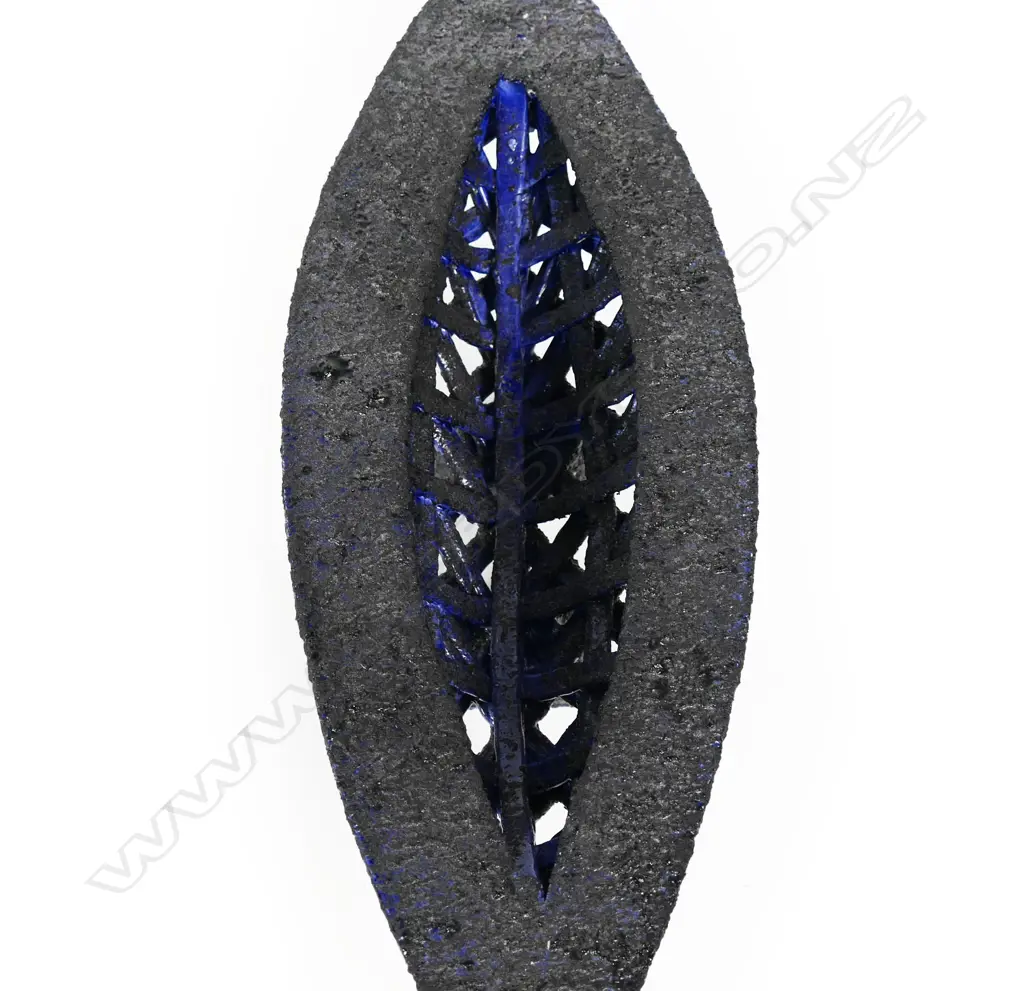 Peter Collis ‘Waka - blue/black’ Image 1++