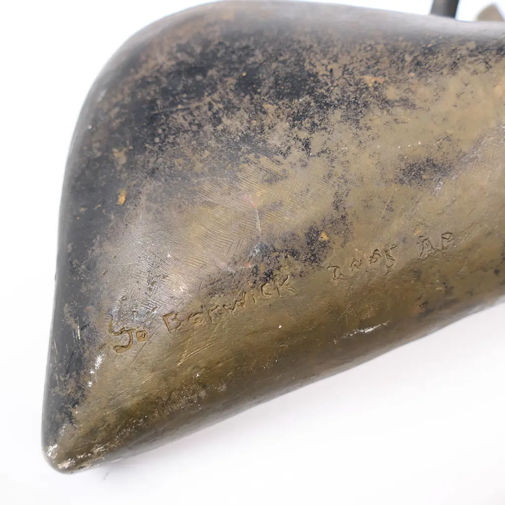 Jo Borwick - Figure of a woman Image 1++