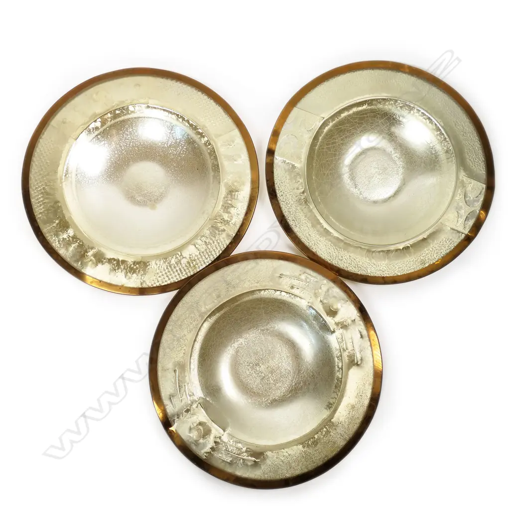 Daryl Fagence - Gold bowls Image 1++