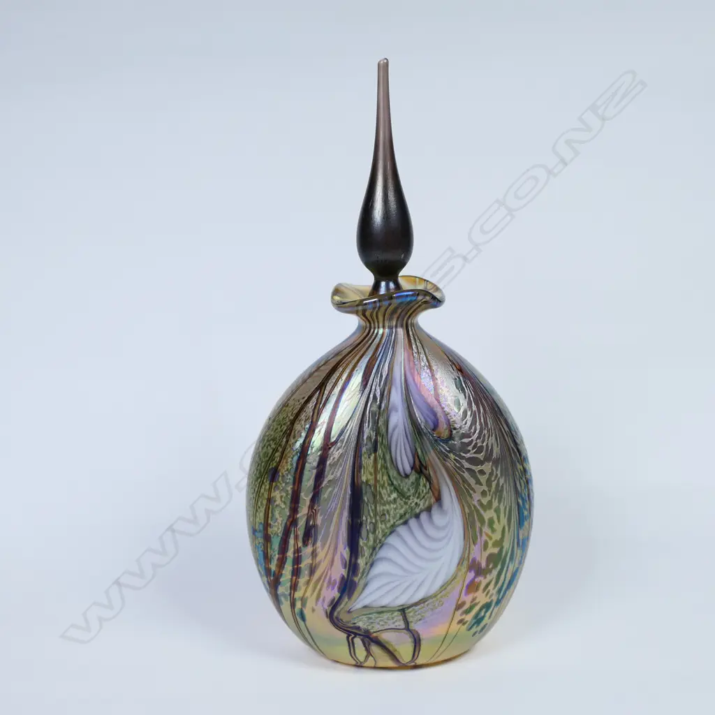 Richard Gosling art glass scent bottle, Image 1++