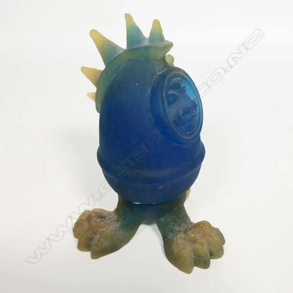 Artist unknown cast glass sculpture, Image 1++