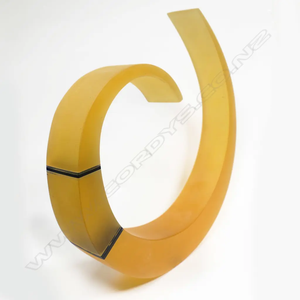 Glass artist unknown cast glass arc, Image 1++