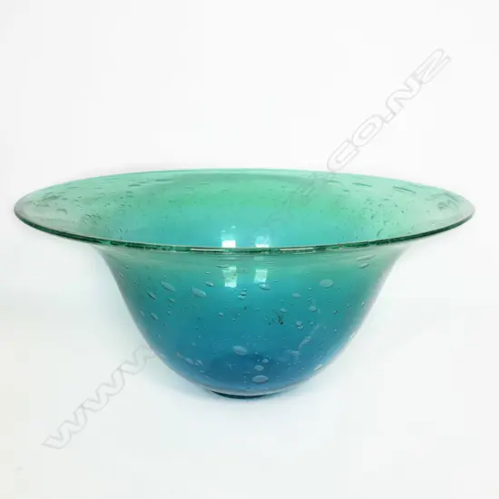 Ola & Marie Hoglund large art glass flared bowl,
