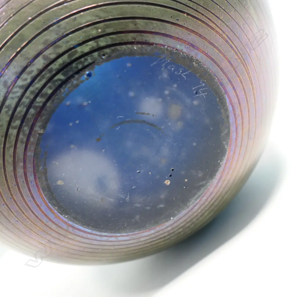 Garry Nash iridescent peacock feather lustre vase, Image 1++