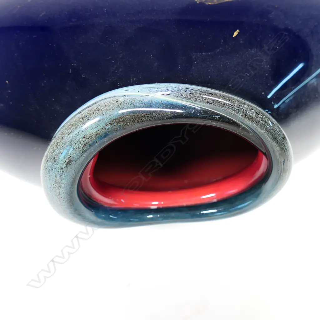 Garry Nash impressive large cobalt blue glass vase, Image 1++