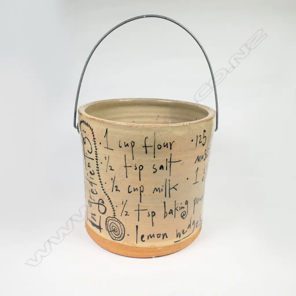 Paul Maseyk 'FRITTERS' mixing bowl, Image 1++