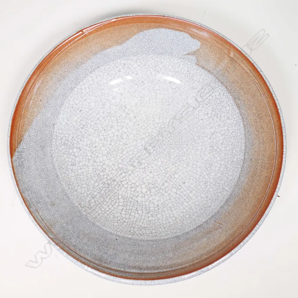 Campbell Hegan Sturt Pottery (Australia) large fine quality shino glazed bowl, Image 1++