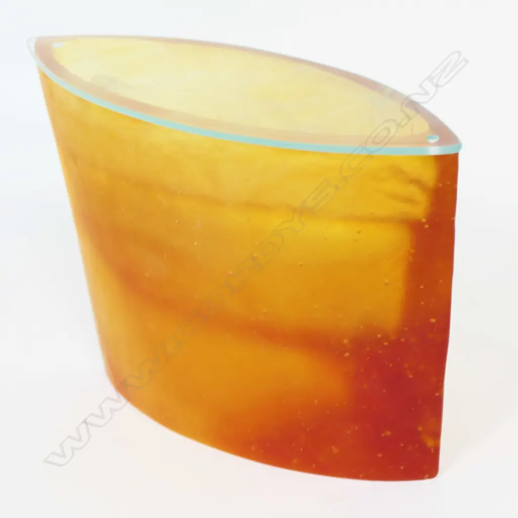 A Lou Pendergrast heavy cast art glass vessel, Image 1++