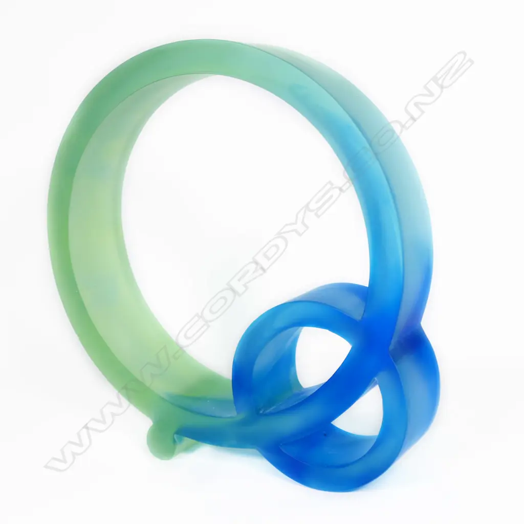 John Abramczyk cast glass 'Loops' sculpture, Image 1++