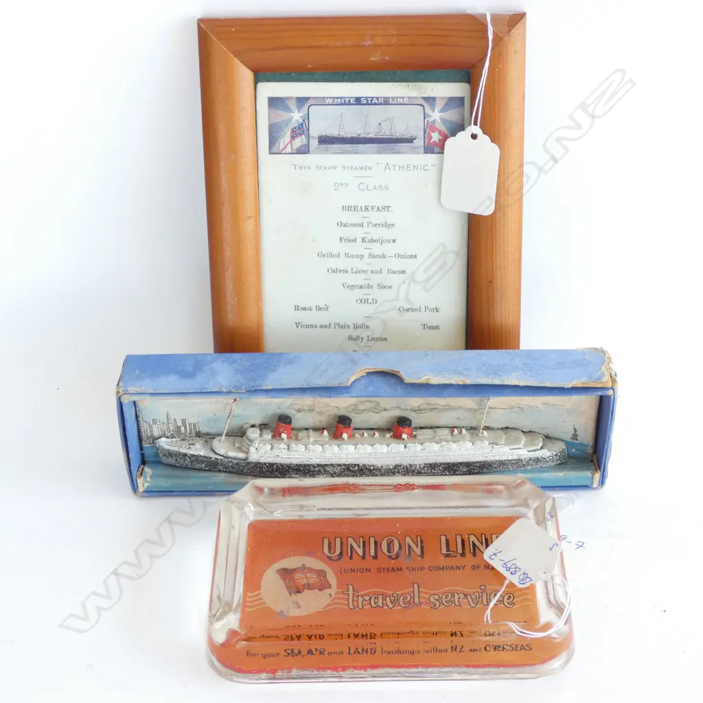 3 VINTAGE SHIPPING ITEMS: DINKY TOYS BOXED R.M.S .... Image 1++