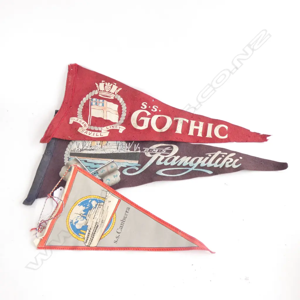 3 VINTAGE SOUVENIR SHIPS PENNANT FLAGS; RMS RANGITIKI/ SS GOTHIC & SS CANBERRA Image 1++