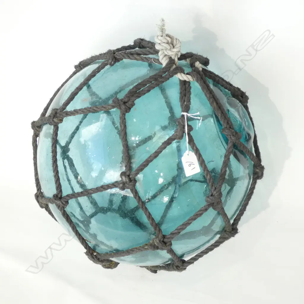 LARGE VINTAGE JAPANESE FISHING FLOAT WITH NETTING 400mm Image 1++