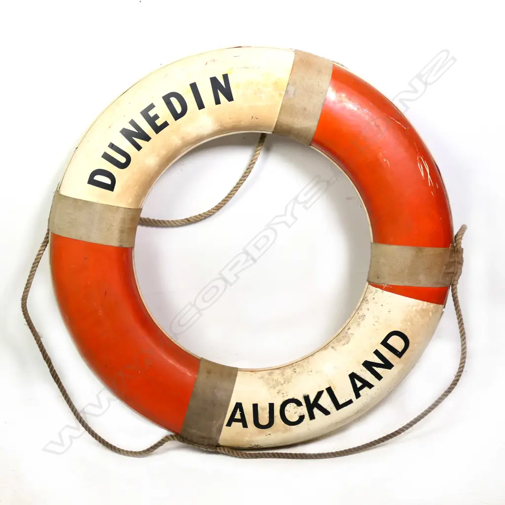 SHIPS VINTAGE LIFEBUOY 'DUNEDIN', DIA. 760MM Image 1++