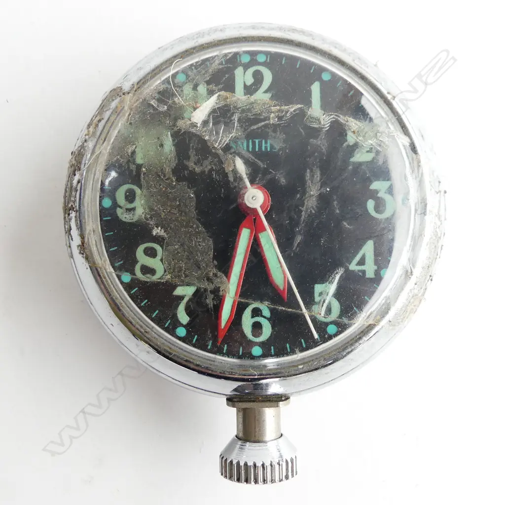 c.1940/50s Smiths upside-down watch for an automobile, Image 1++