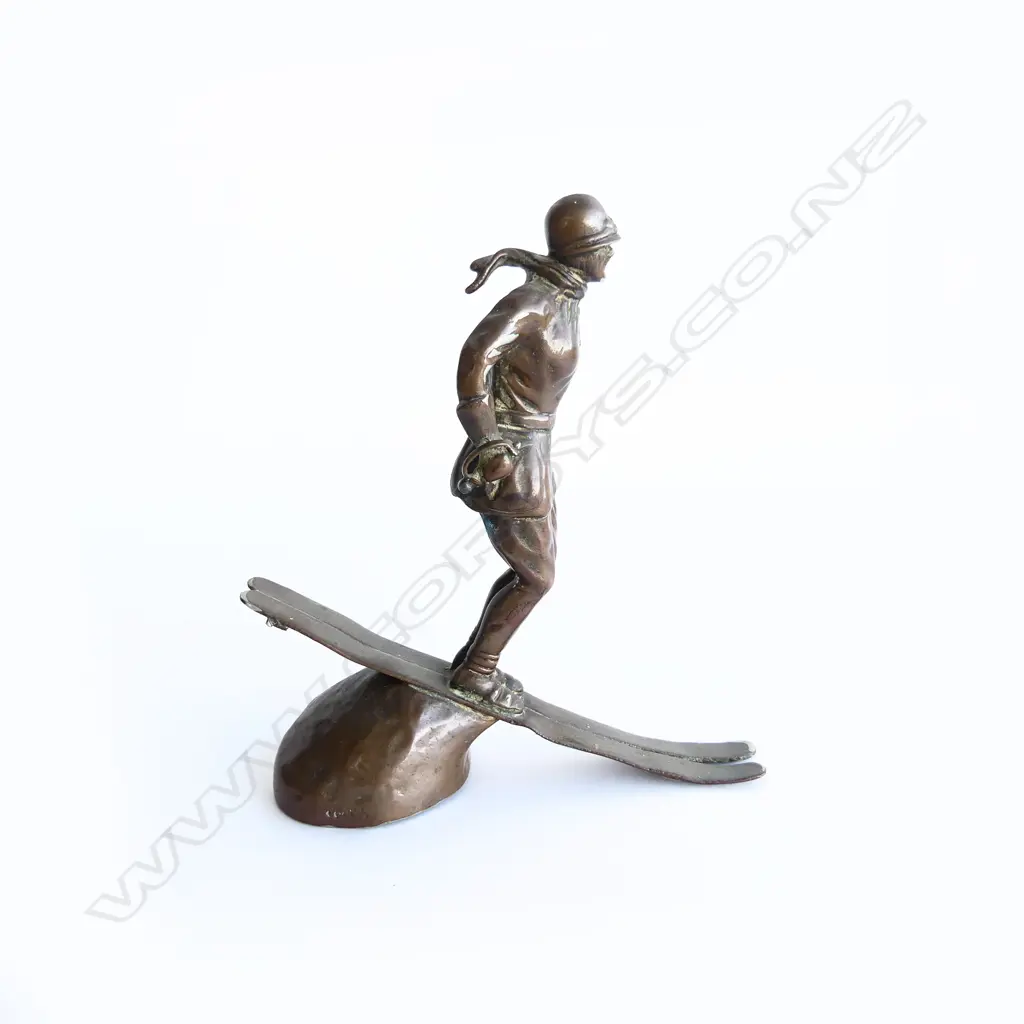 Riley copper/bronze Art Deco female skier (no poles) car mascot, Image 1++