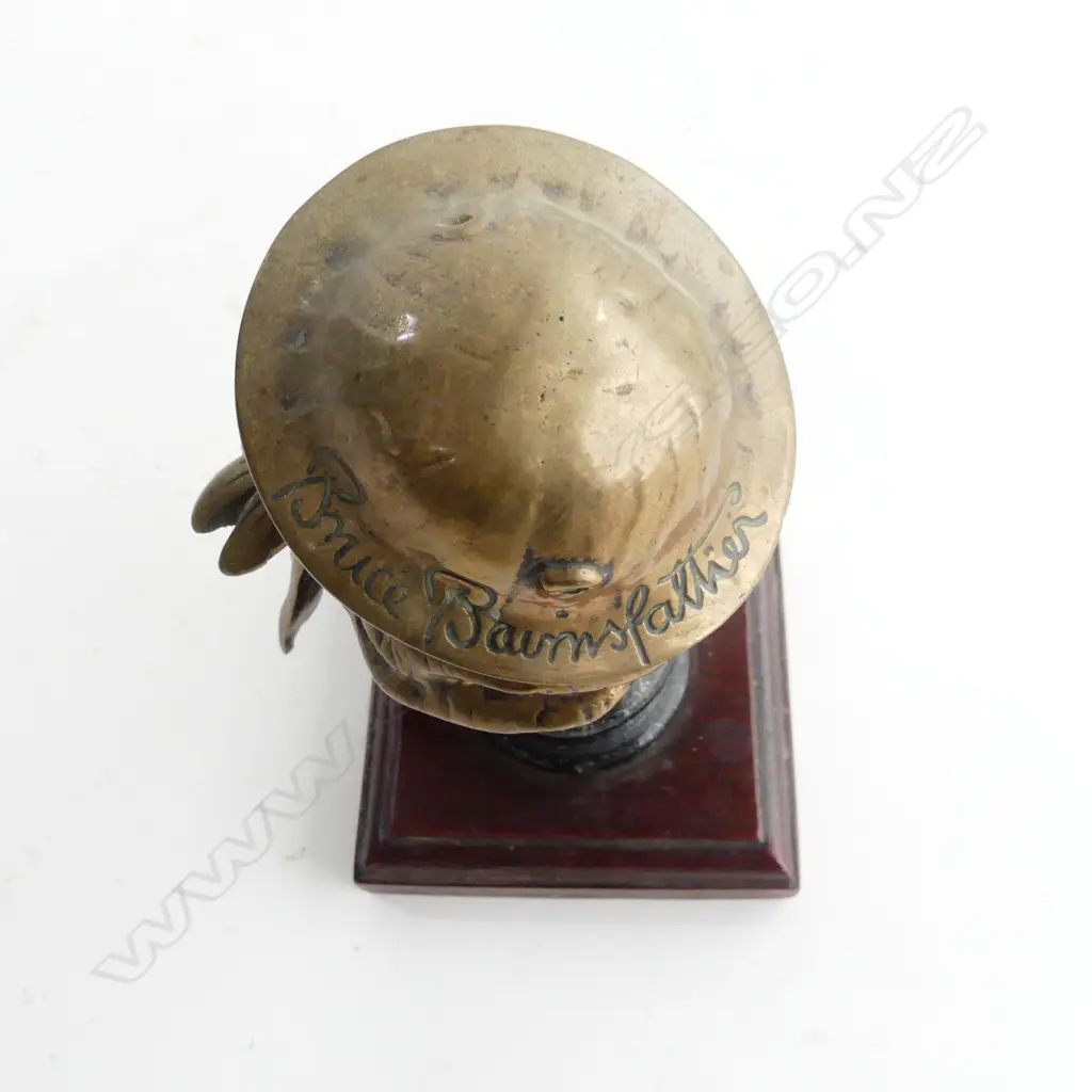 Bruce Bairnsfather bronze car mascot 'Old Bill', Image 1++