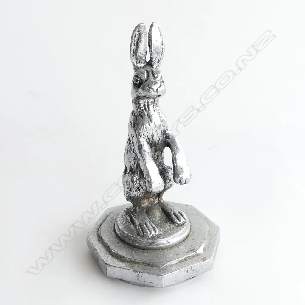 Chrome Alvis standing hare car mascot, Image 1++