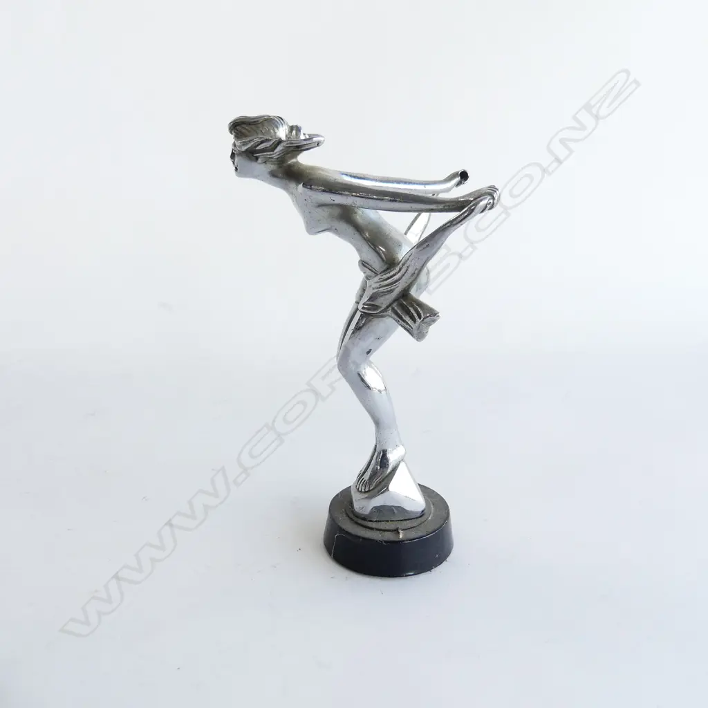 Desmo chrome lady car mascot, Image 1++
