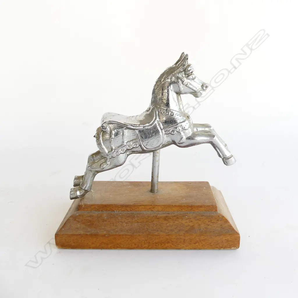 Desmo chromed Merry-go-Round horse car mascot, Image 1++
