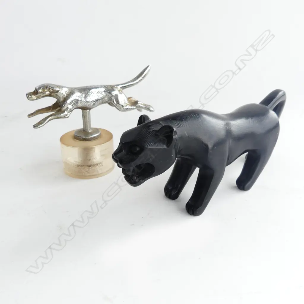 Small chrome dog car mascot, Image 1++