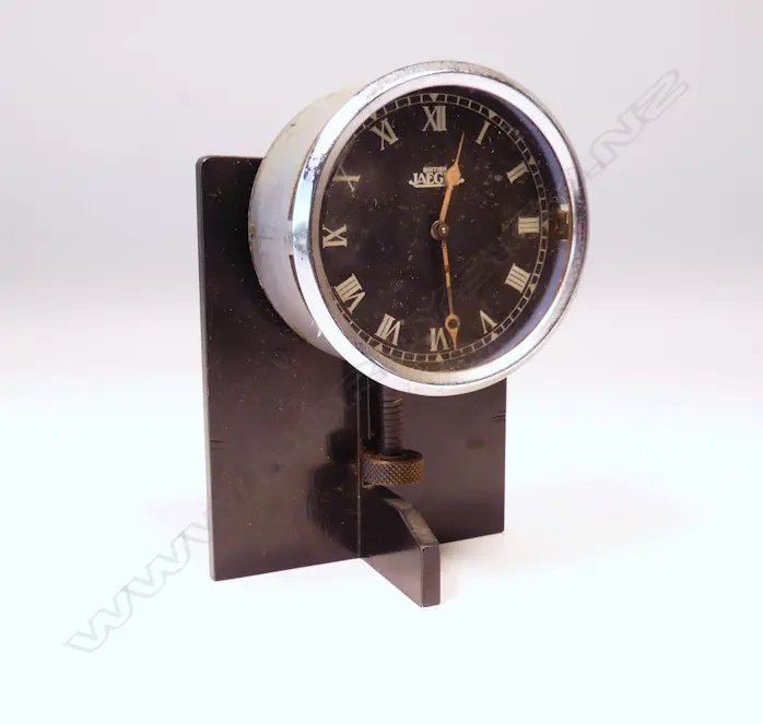 1960s British jaeger dashboard eight-day clock, Image 1++