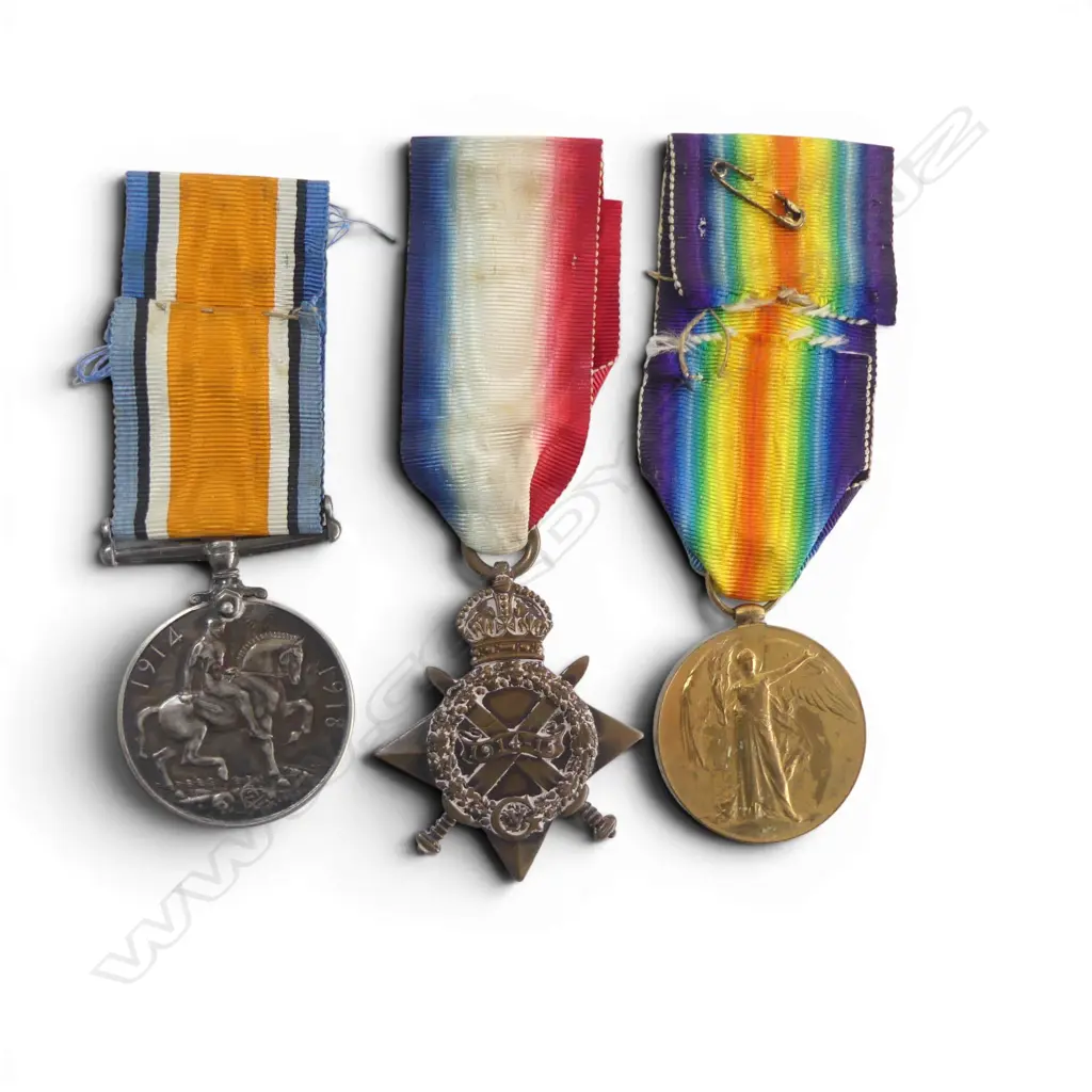 WW1 Trio to Ernest Leslie Henderson ( 16 August 1894 - ) Canterbury. WW1 24/786 NZEF Sgt NZ Rifle Bgde 2/Bn C-Coy, Image 1++