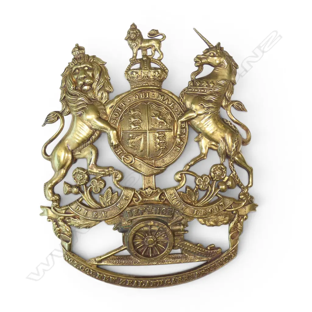 No.7 COY NZ GARRISON ARTY. VOLS. (in BS). HELMET PLATE. KC. Bra Image 1++