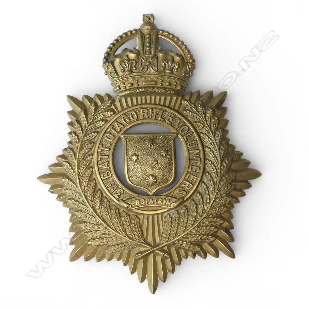 3rd BATTN. OTAGO RIFLE VOLS HELMET PLATE. KC. Bra Image 1++