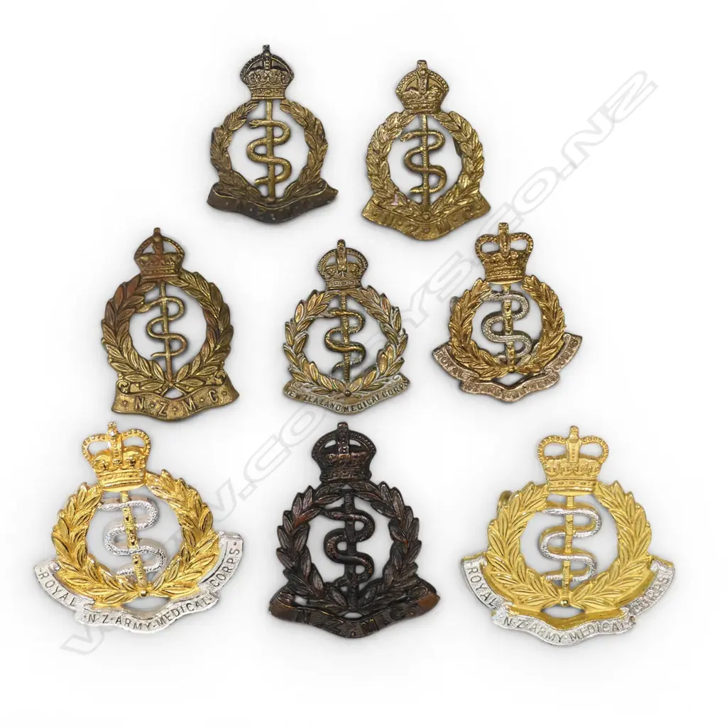 8 VARIOUS NZ ARMY MEDICAL CORPS & NZMC CAP/COLLAR BADGES Image 1++