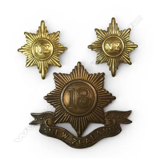 4/84 4/86 OLDHAM $255 18th REINFORCEMENTS CAP BADGE (Voided) & COLLAR BADGES