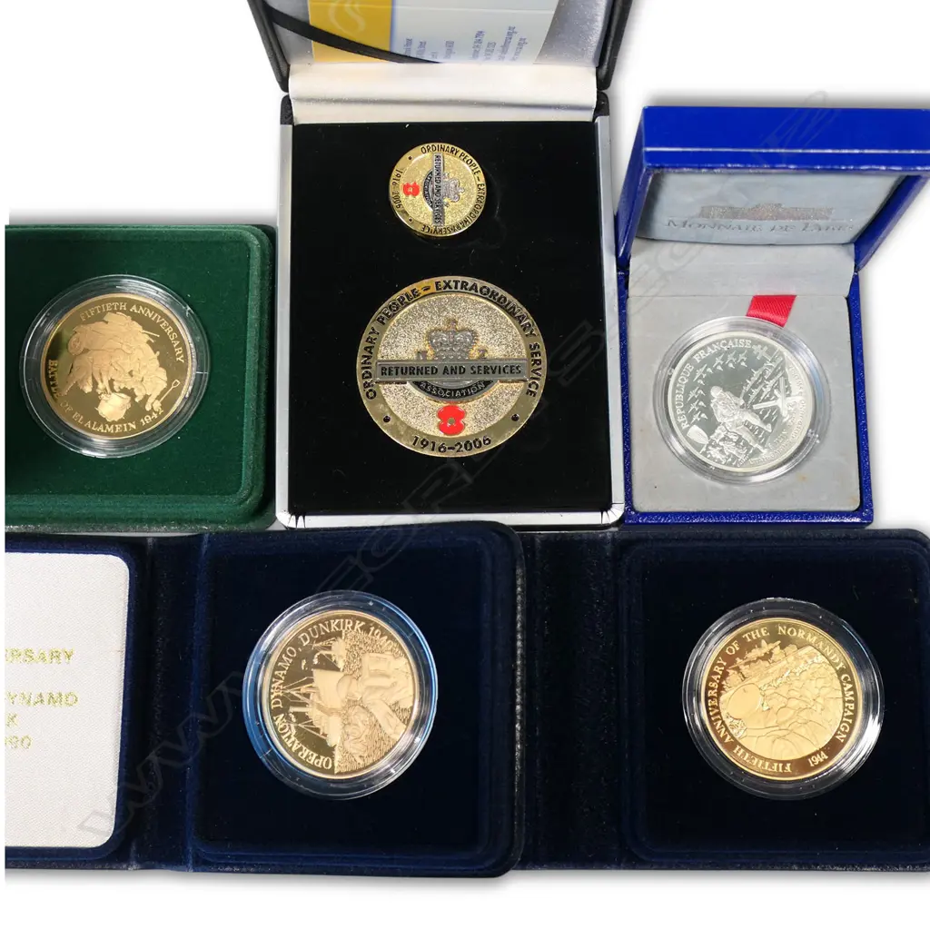 Five Assorted Commemorative Medals (Boxed) Image 1++