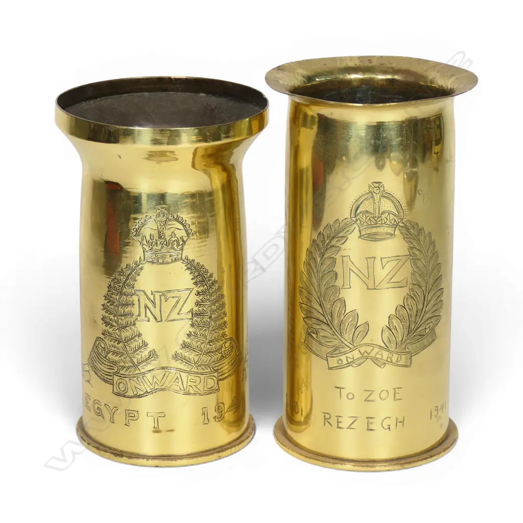 Two NZ engraved WWII brass shell case vases, Image 1++