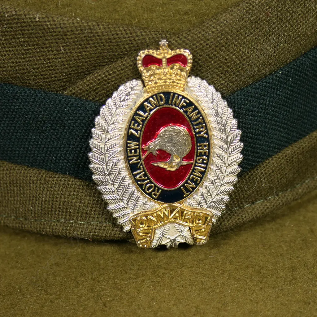 A vintage NZ Army slouch hat, Image 1++