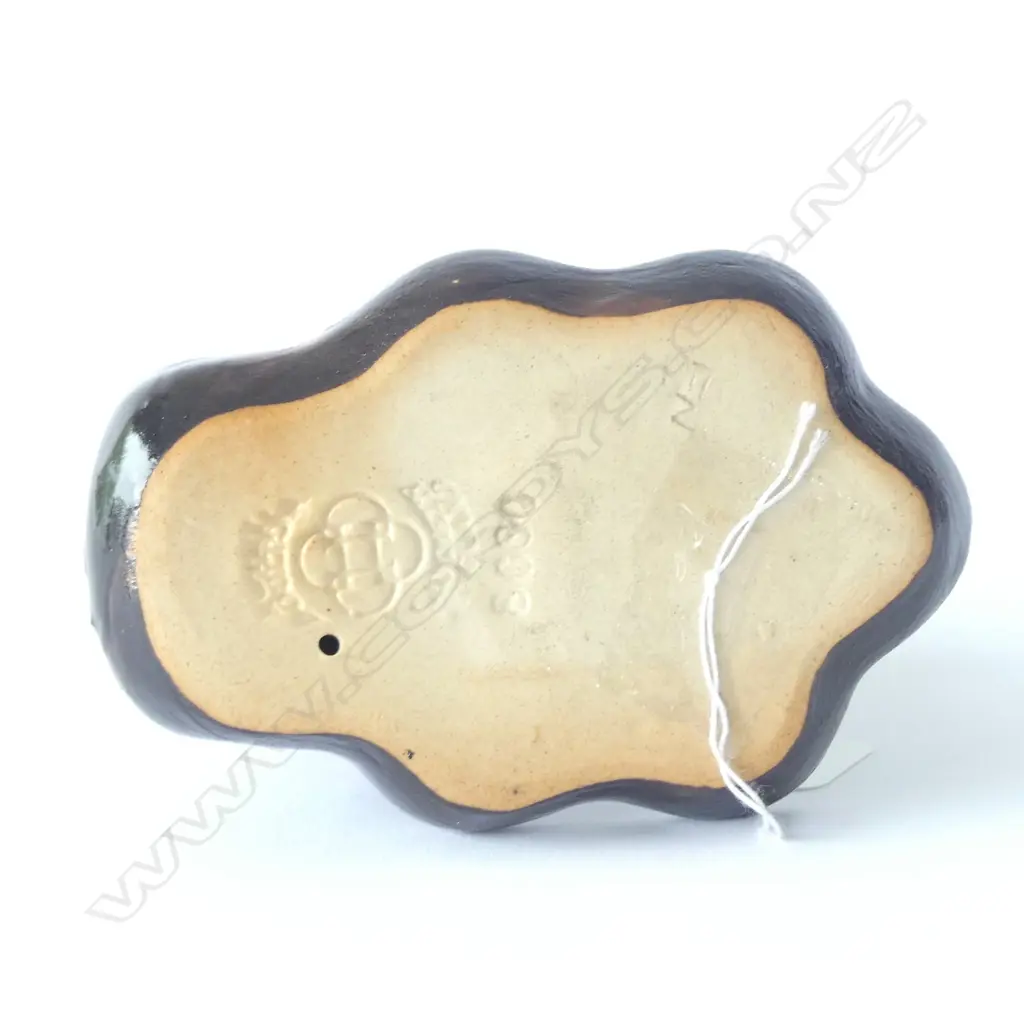 DOULTON LAMBETH STONEWARE WALLY BIRD PIN TRAY (BEAK BROKEN OFF & RESTUCK, MINOR CHIPS TO RIM) H.100mm Image 1++