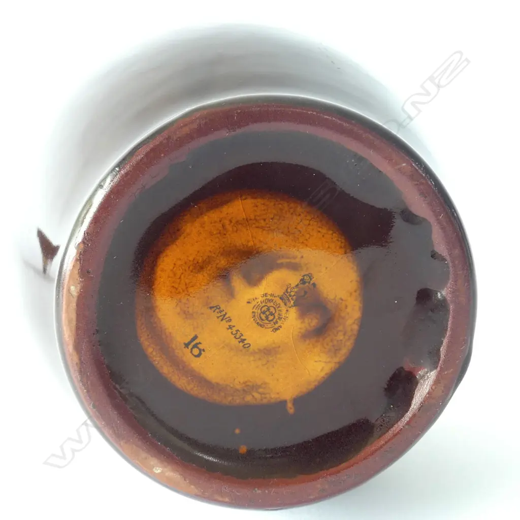 DOULTON KINGSWARE FLASK; BILL SYKES WITH BULLSEYE DOG TO REAR. H.205mm Image 1++