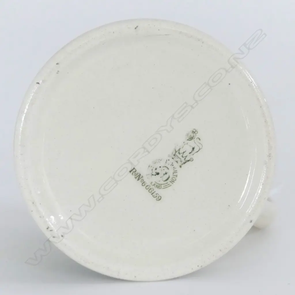DOULTON MUG, "VICTORY AND PEACE 1919".  H.80mm Image 1++