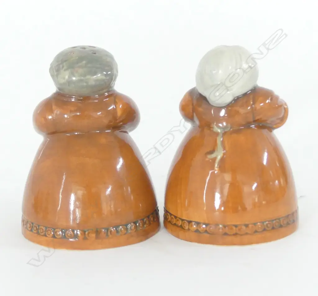 DOULTON SALT & PEPPER SHAKERS, "VOTES FOR WOMEN" & "TOIL FOR MEN" 1996, H.85mm Image 1++