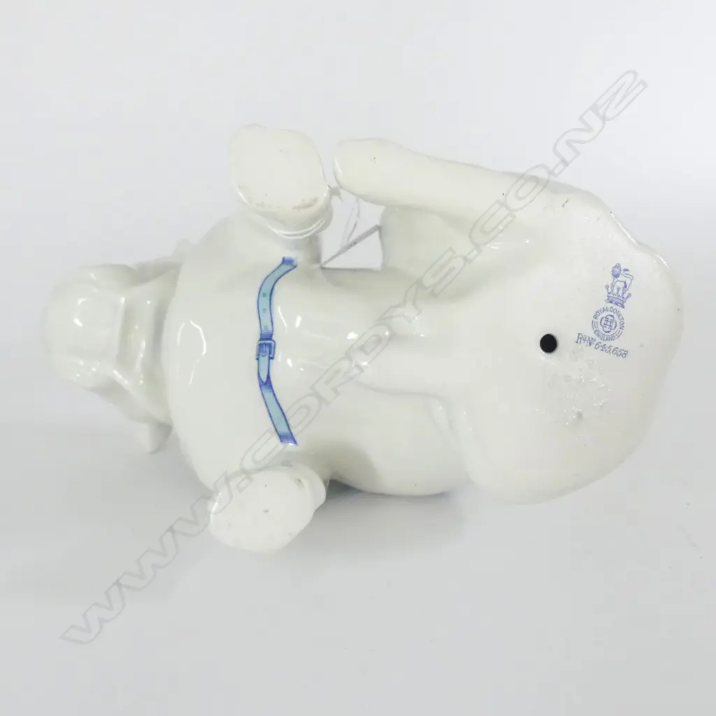 DOULTON ADVERTISING BULLDOG FOR PORTER'S "BULLDOG" GUINNESS  L.210mm. Image 1++