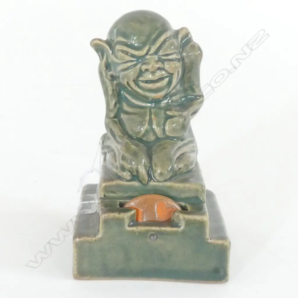 RARE DOULTON LAMBETH GREMLIN BRIDGE COUNTER H.95mm Image 1++